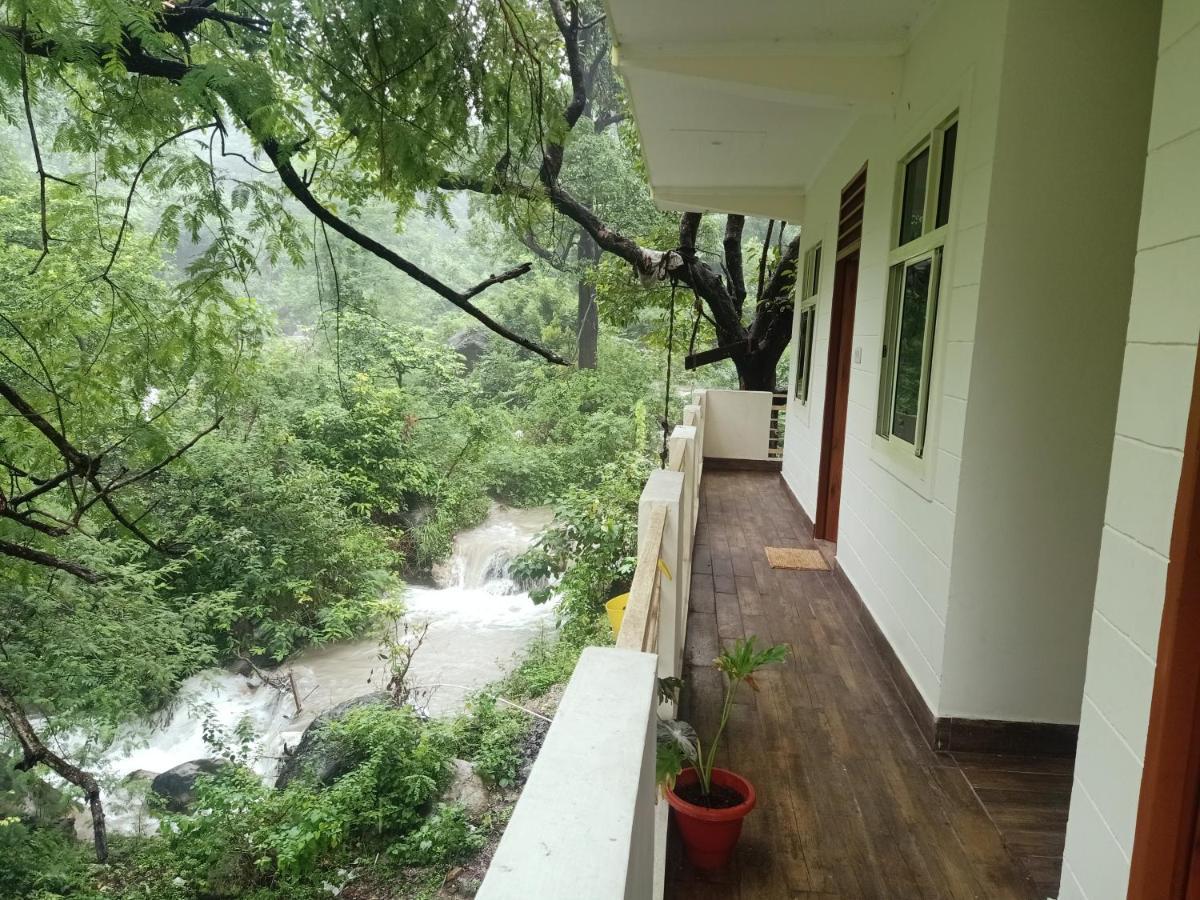 Shivanjal Wellness And Accommodation Rishikesh Ngoại thất bức ảnh