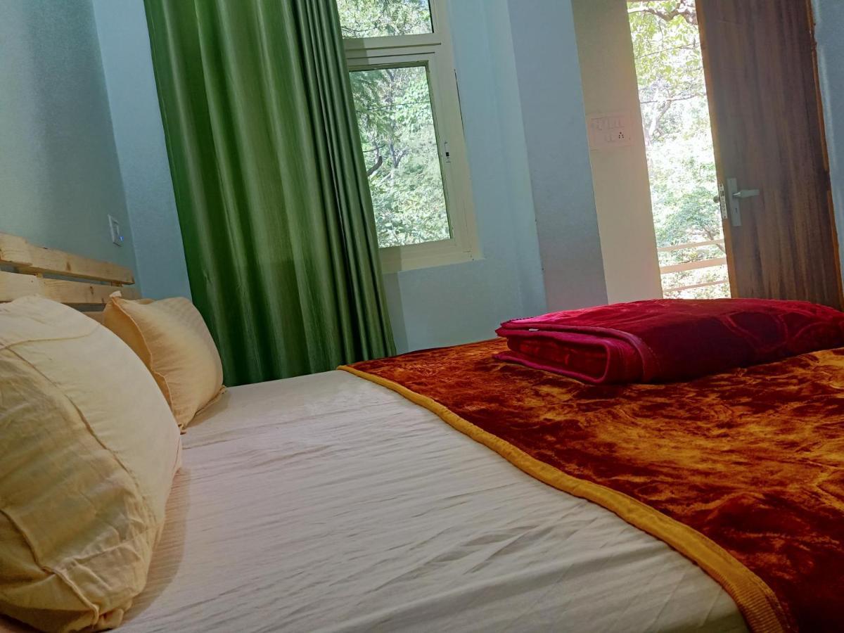Shivanjal Wellness And Accommodation Rishikesh Ngoại thất bức ảnh