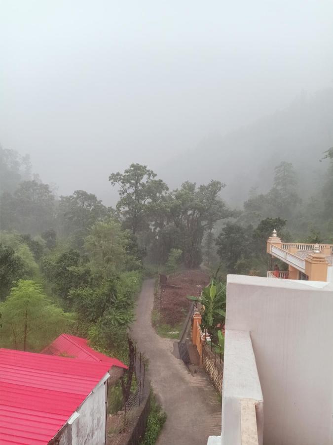 Shivanjal Wellness And Accommodation Rishikesh Ngoại thất bức ảnh