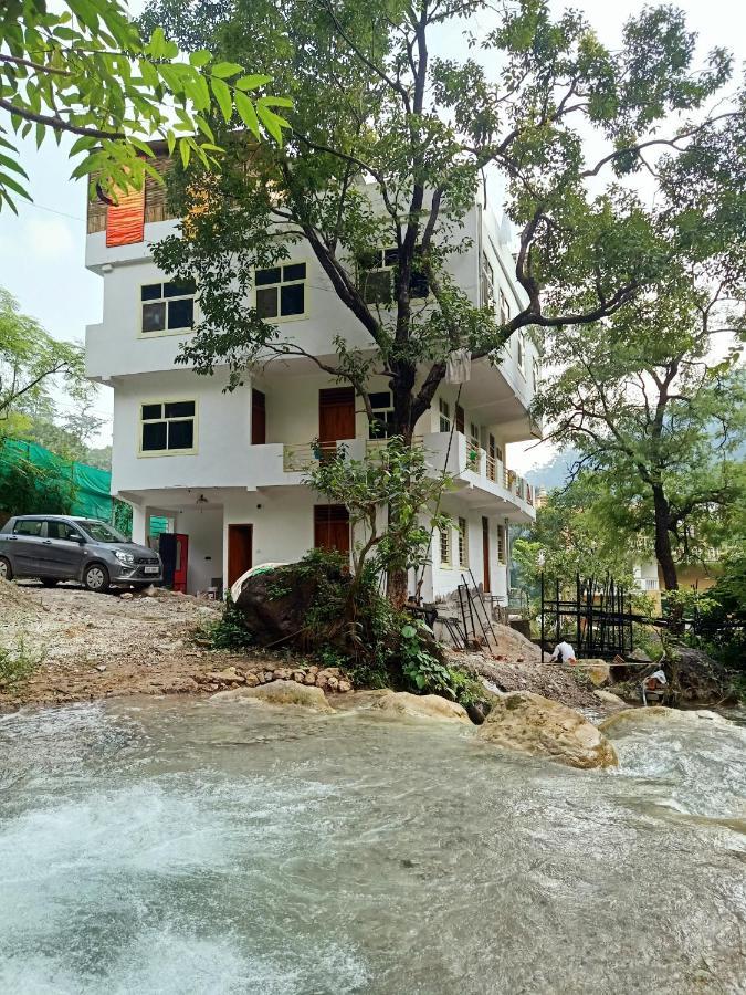 Shivanjal Wellness And Accommodation Rishikesh Ngoại thất bức ảnh