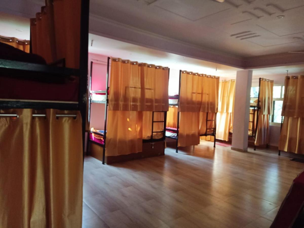 Shivanjal Wellness And Accommodation Rishikesh Ngoại thất bức ảnh